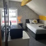 Kayumba Ltd B&B 리즈