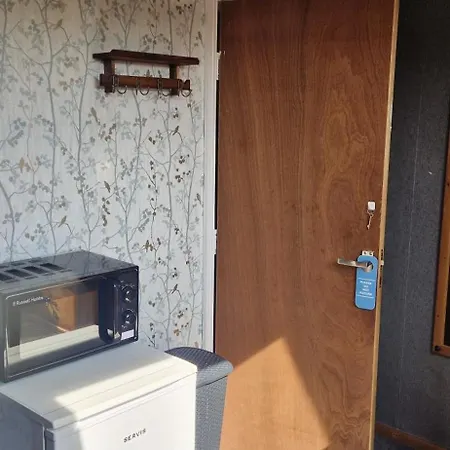 Bed & Breakfast Kayumba Ltd Leeds (West Yorkshire)