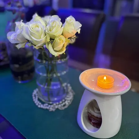 Kayumba Ltd Bed & Breakfast Leeds (West Yorkshire)