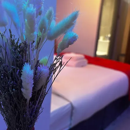 Kayumba Ltd 3* Leeds (West Yorkshire)