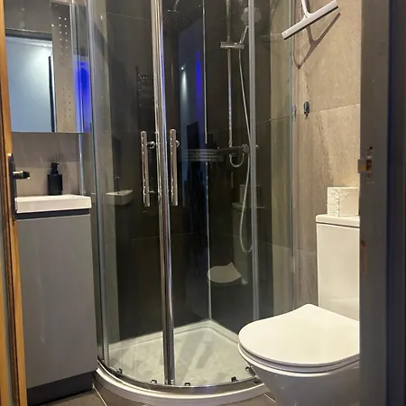 Kayumba Ltd Bed & Breakfast