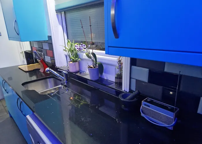 Kayumba Ltd リーズ