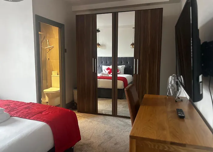 Kayumba Ltd リーズ