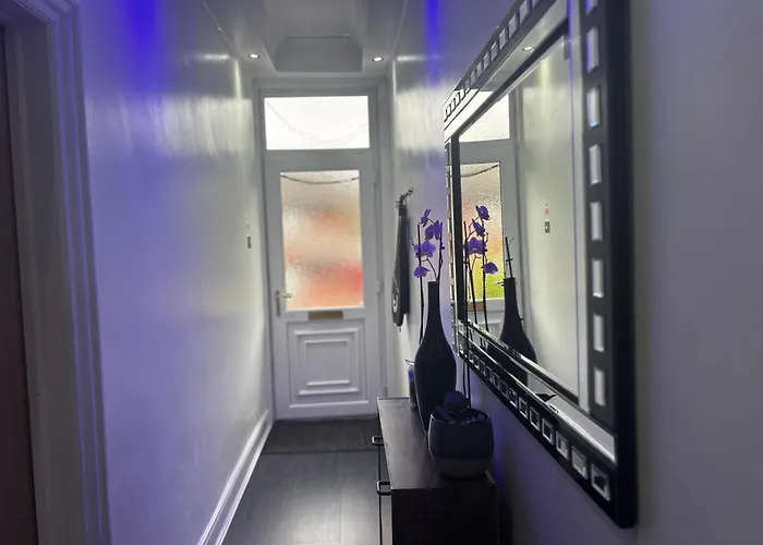 Kayumba Ltd 3* Leeds (West Yorkshire)