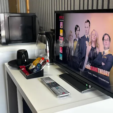 Kayumba Ltd 3* Leeds