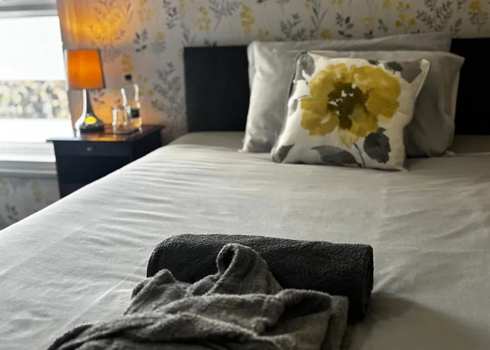 Kayumba Ltd Лідс