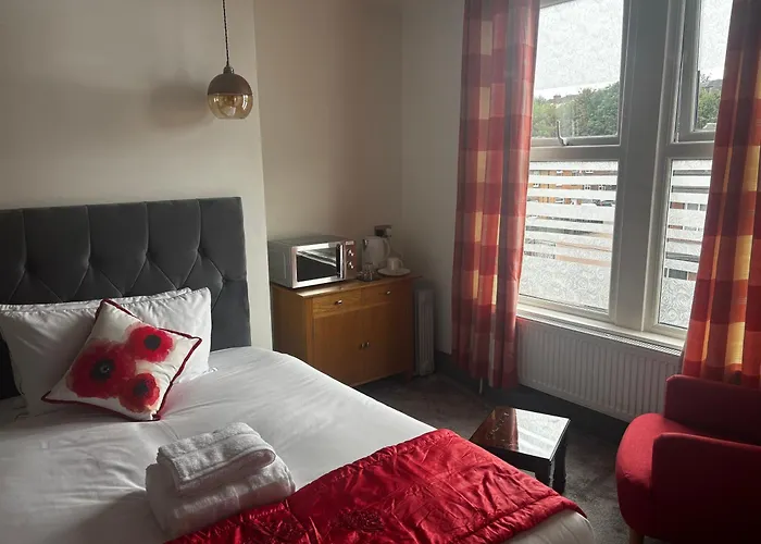 Kayumba Ltd Лідс